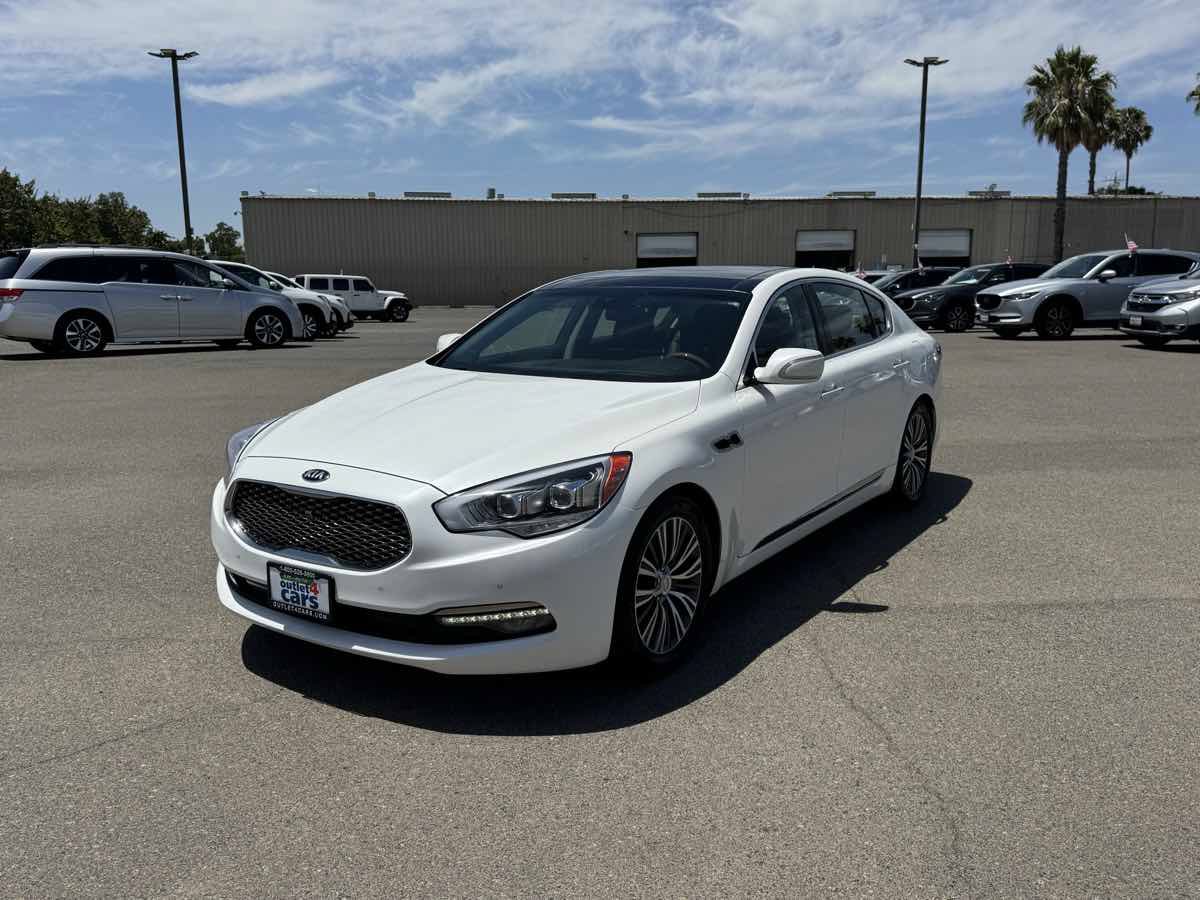 Used 2017 Kia K900 Luxury RWD image 5