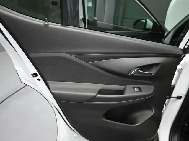 Used 2025 Buick Envista Preferred image 16