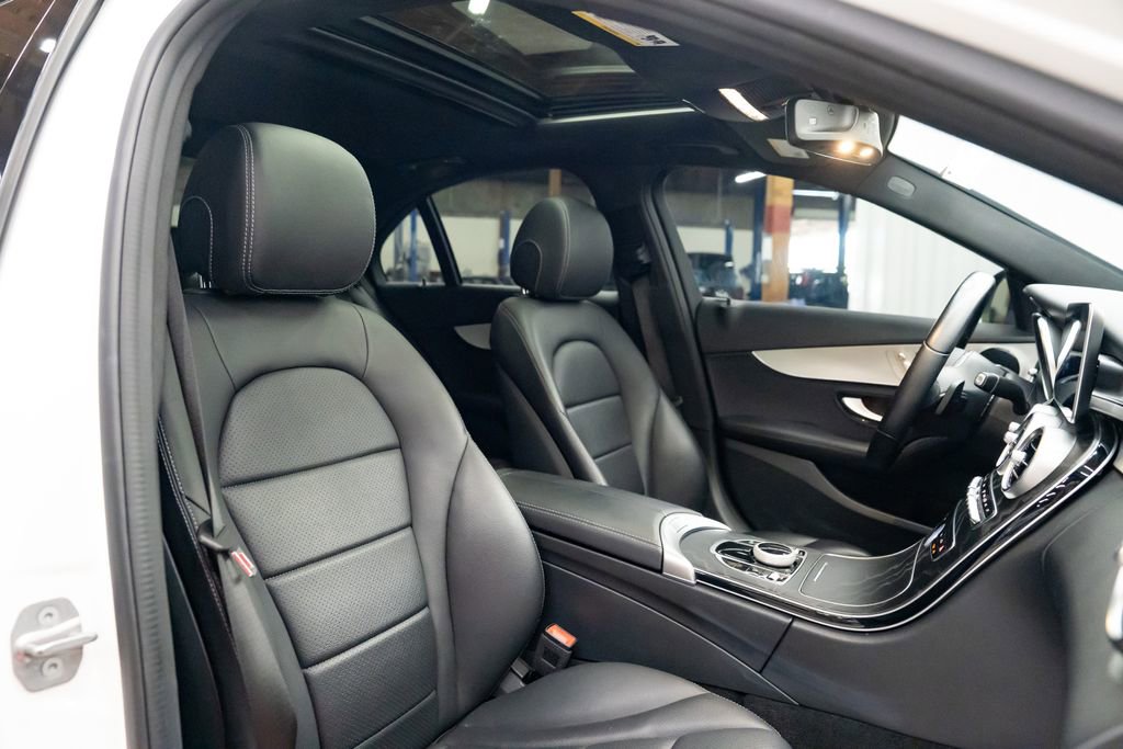 Used 2021 Mercedes-Benz C 300 Sedan image 28