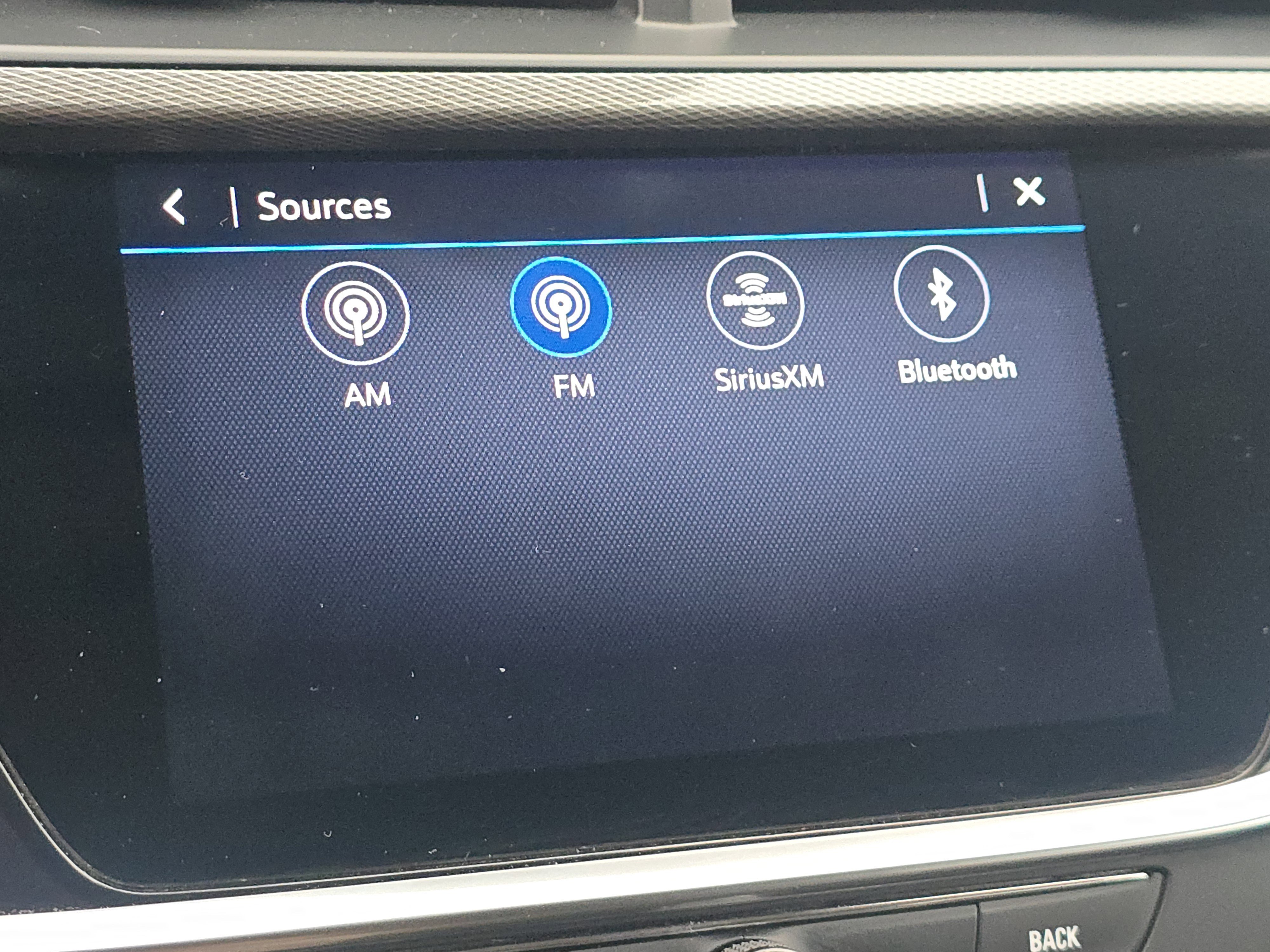 Used 2021 Buick Encore GX Select image 19