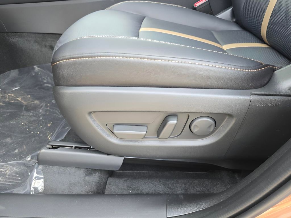New 2025 MAZDA CX-70 Plug-In Hybrid w/ Premium Plus image 16