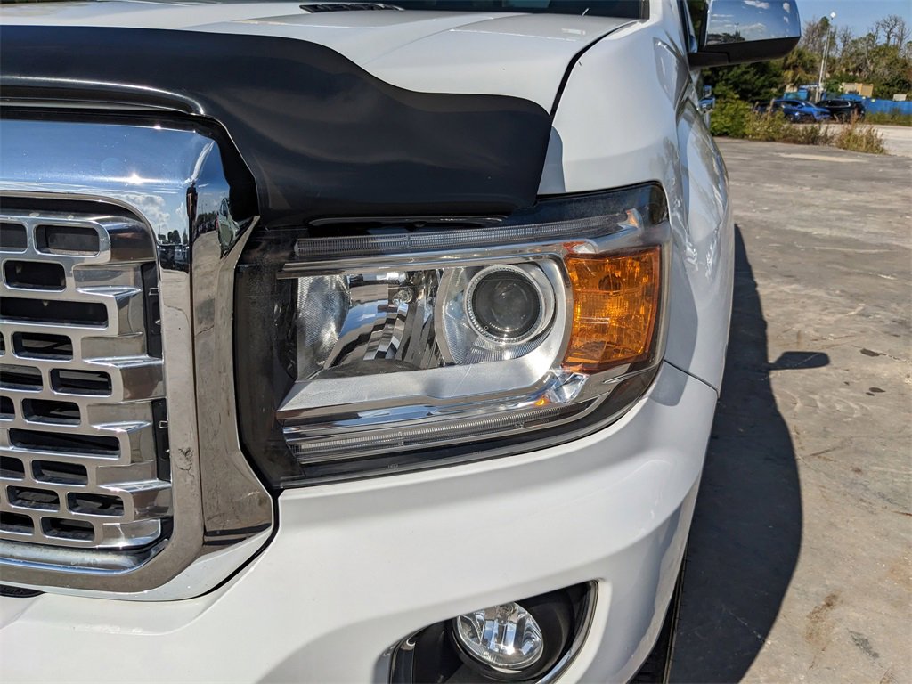 Used 2018 GMC Canyon Denali image 11