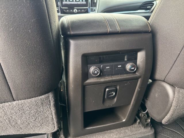 Used 2018 Chevrolet Traverse LT FWD image 21