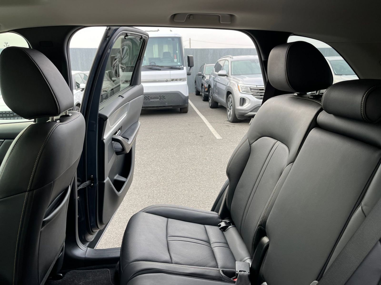 Used 2025 MAZDA CX-70 3.3 Turbo w/ Preferred Package image 39