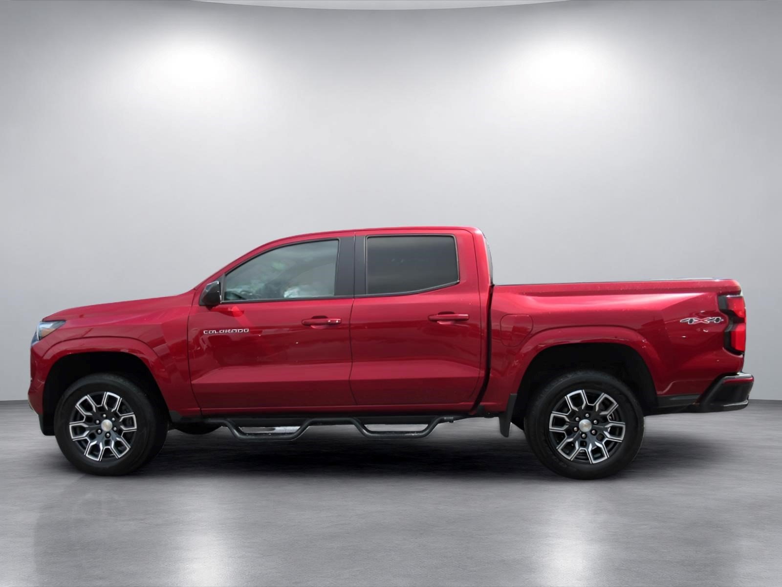 Used 2024 Chevrolet Colorado LT w/ LT Convenience Package III AWD/4WD image 4