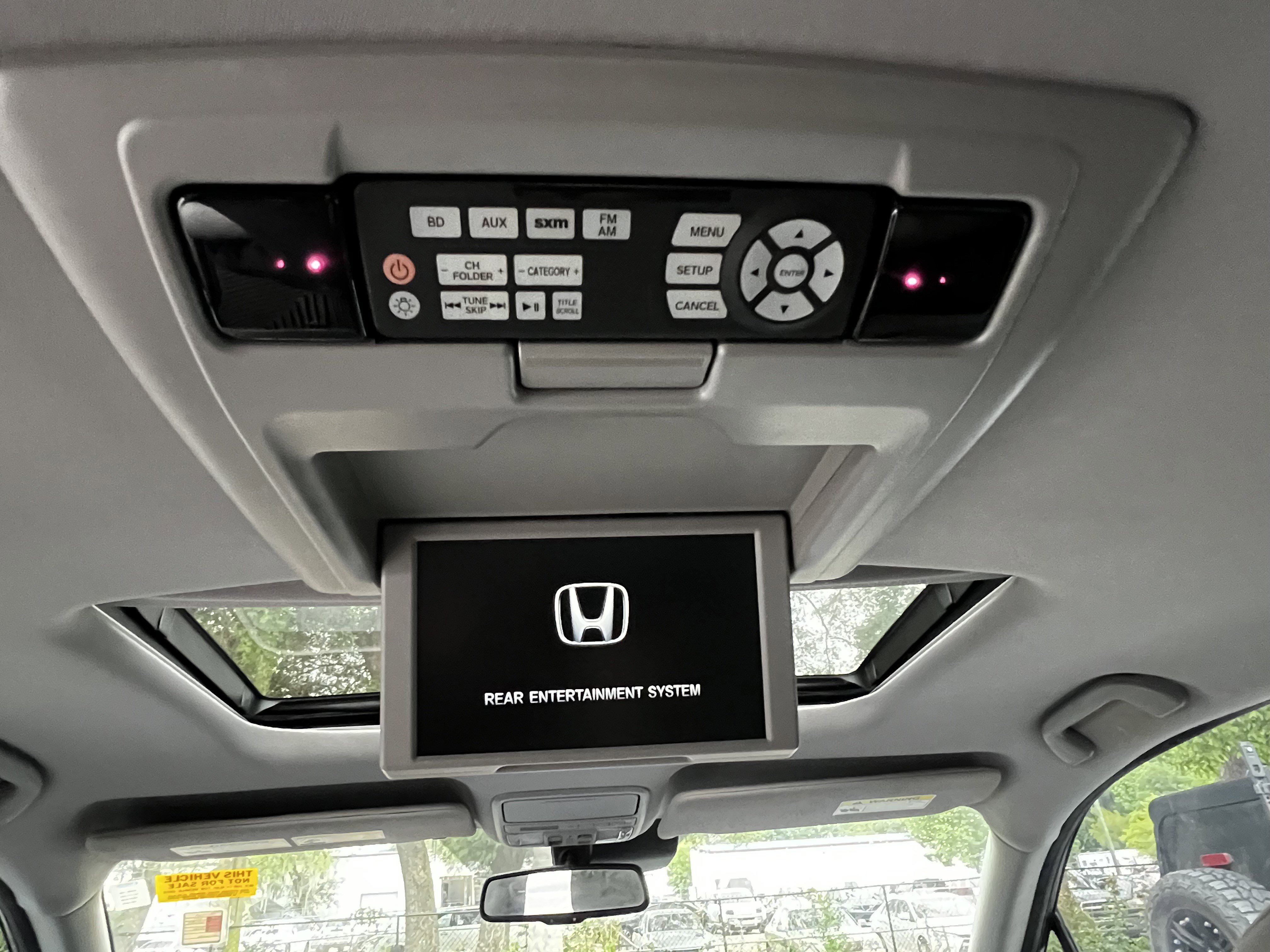 Used 2017 Honda Pilot Touring image 38