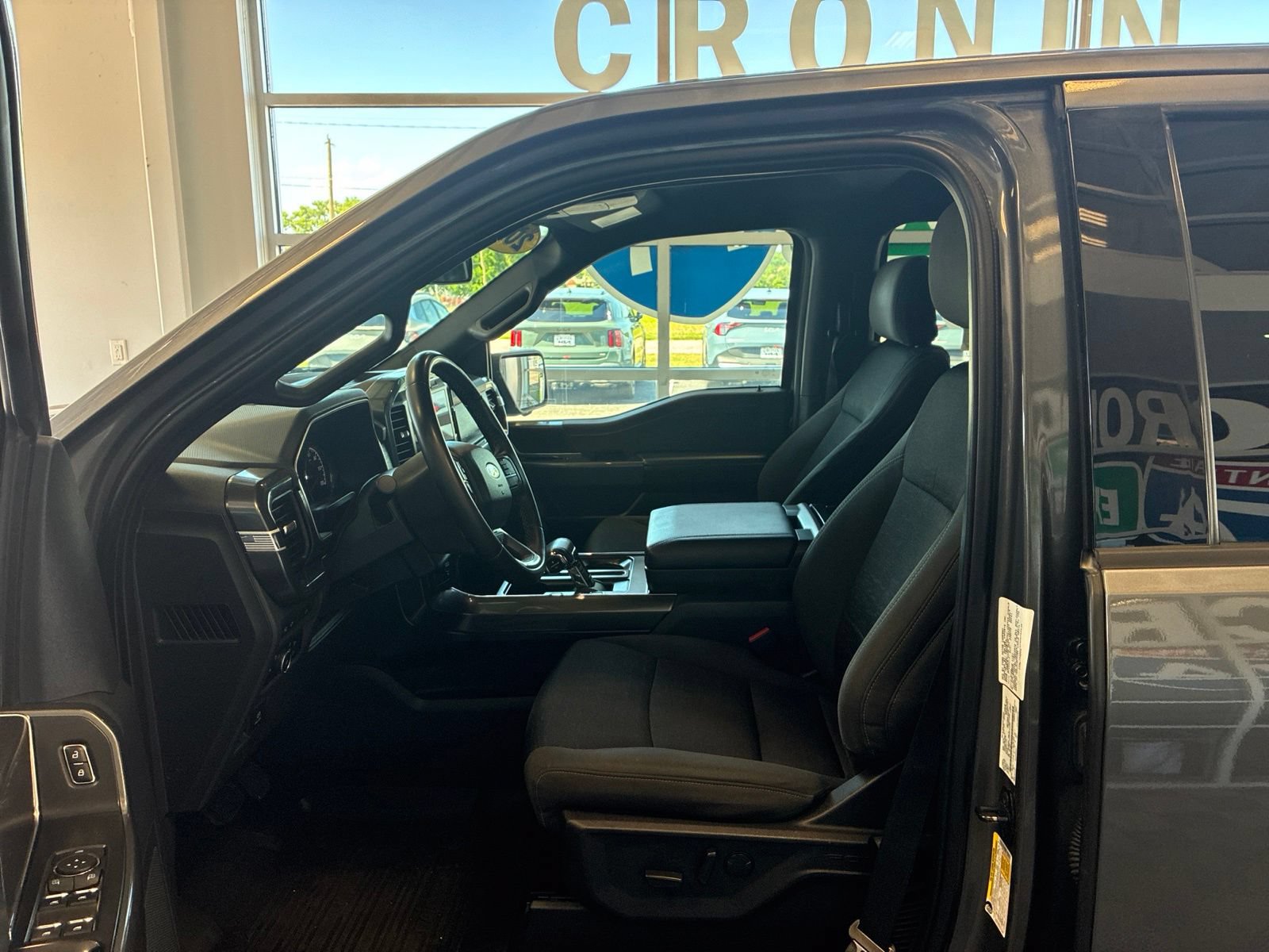 Used 2023 Ford F150 XLT AWD/4WD image 14
