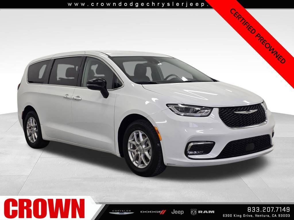 Certified 2024 Chrysler Pacifica Touring-L image 1
