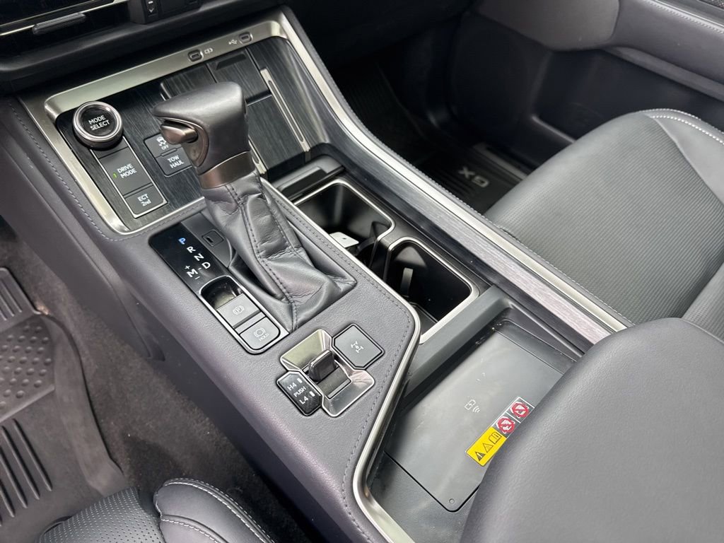 Used 2025 Lexus GX 550 w/ Cold Area Package AWD/4WD image 38