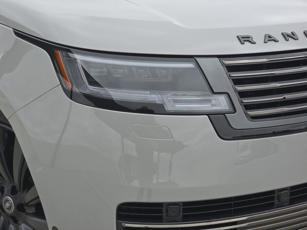 New 2025 Land Rover Range Rover SV AWD/4WD image 33