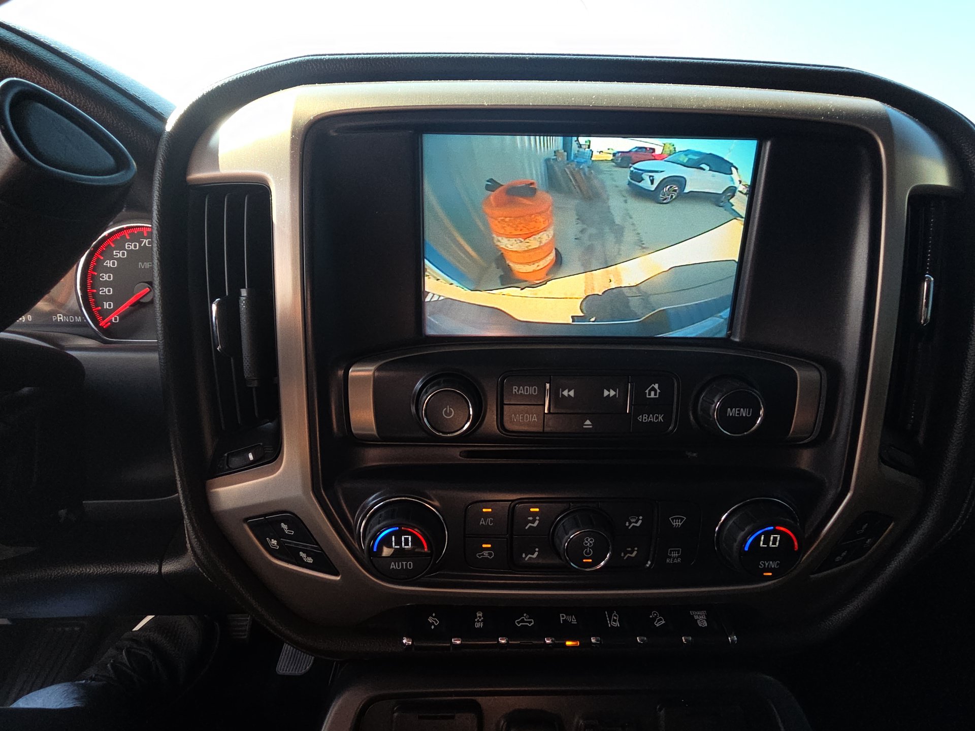 Used 2016 GMC Sierra 2500 Denali w/ Duramax Plus Package AWD/4WD image 10