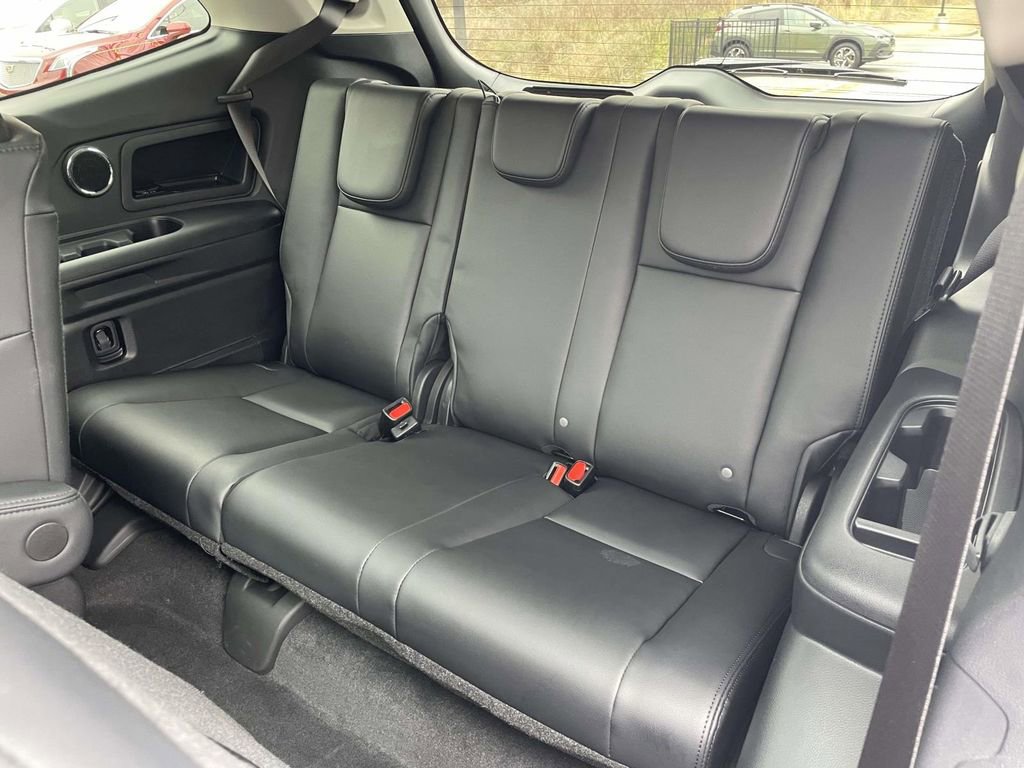 Certified 2025 Subaru Ascent Bronze Edition w/ Popular Package #2 image 11