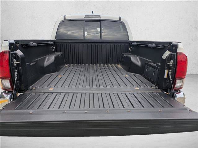 Used 2019 Toyota Tacoma SR5 RWD image 6