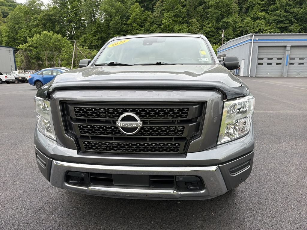 Used 2023 Nissan Titan SV w/ SV Convenience Package AWD/4WD image 12