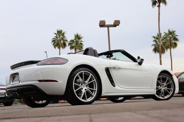 Used 2019 Porsche 718 Boxster image 20