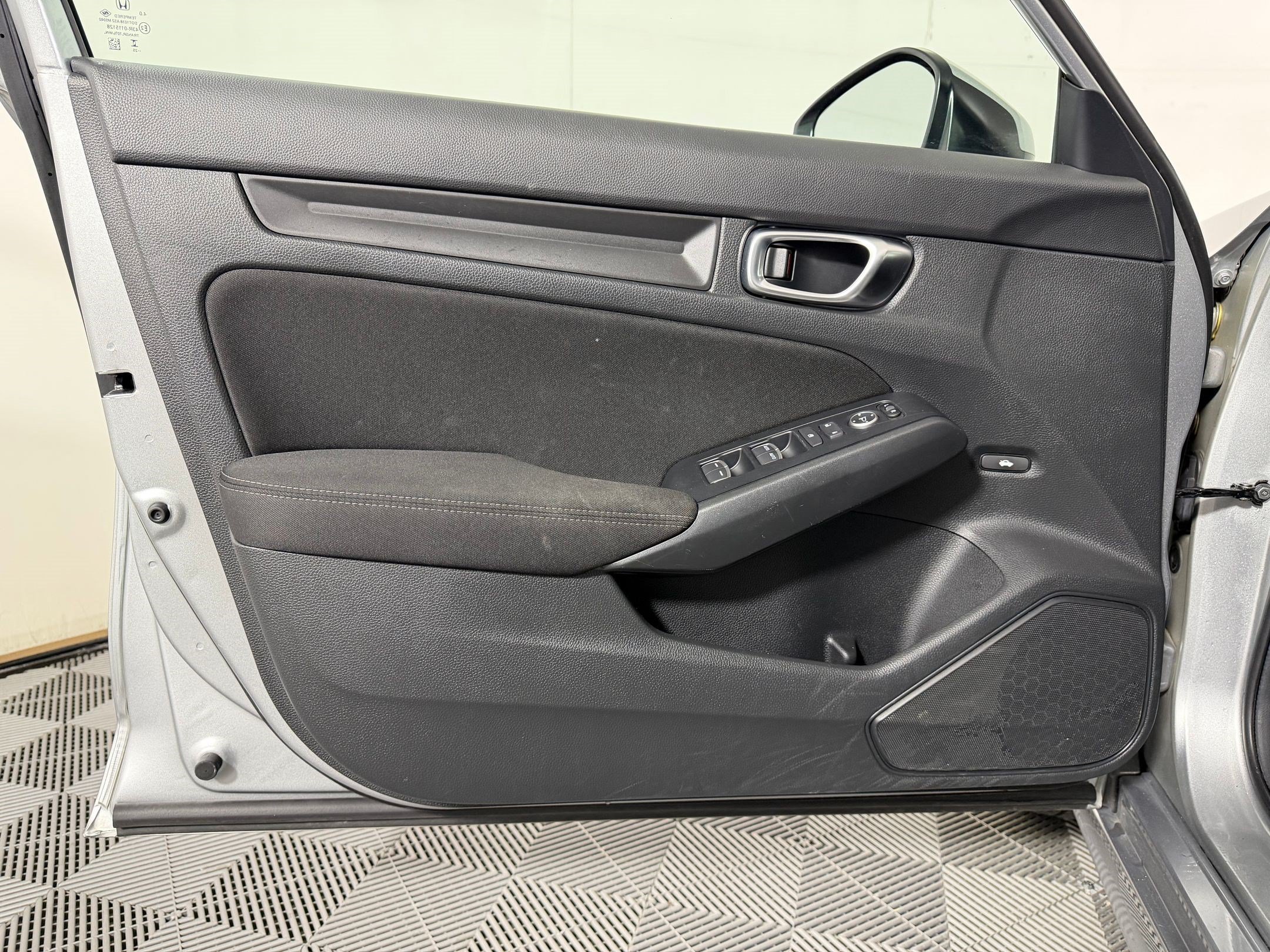 Certified 2025 Honda Civic LX image 11