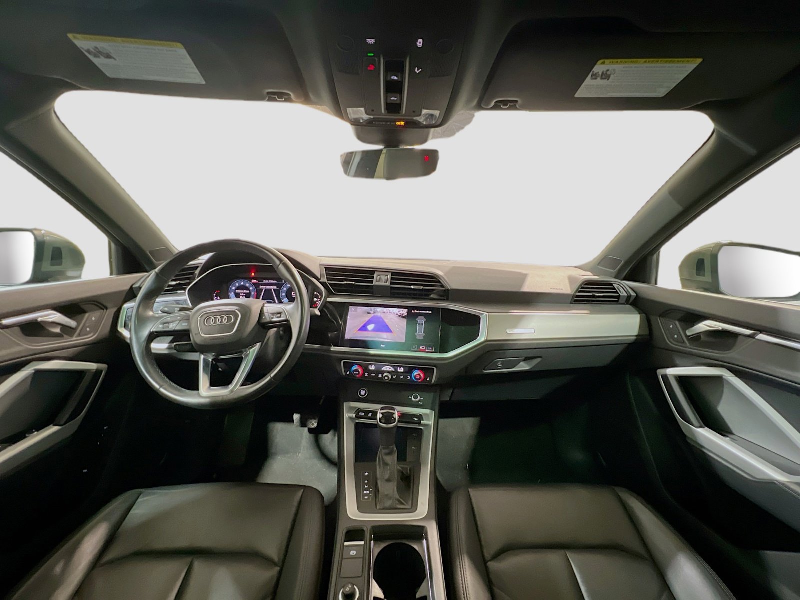 Used 2023 Audi Q3 2.0T Premium image 16