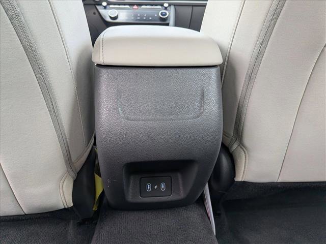 Used 2025 Hyundai Sonata SEL image 16