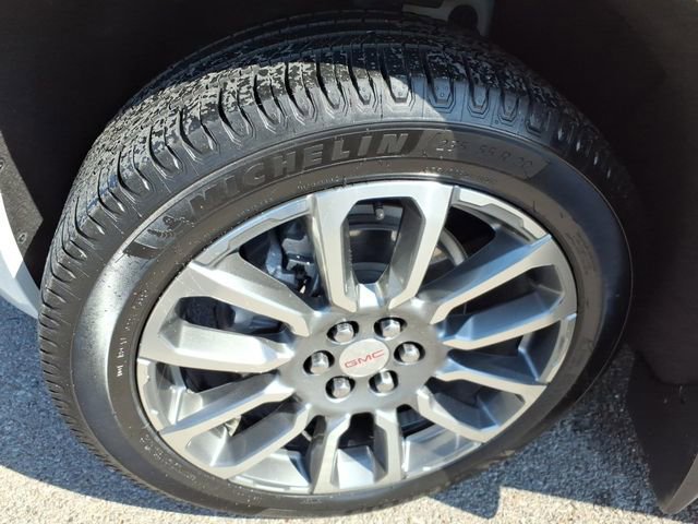 Used 2021 GMC Acadia Denali w/ LPO, Floor Liner Package image 22