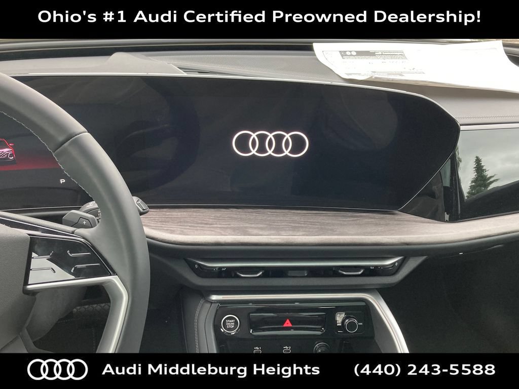 Certified 2025 Audi Q5 Premium w/ Convenience Package AWD/4WD image 35