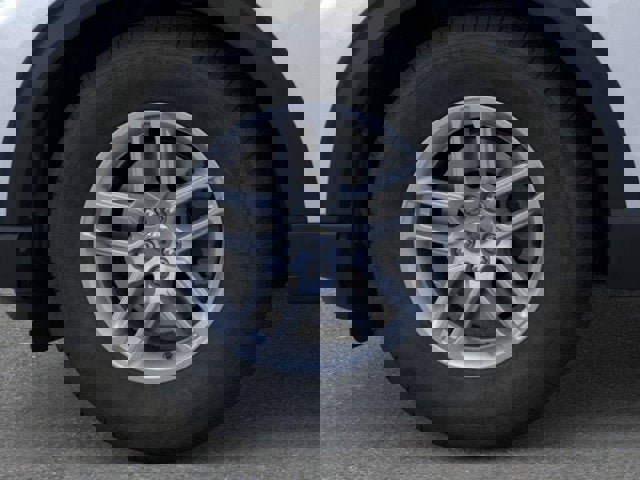 New 2025 Ford Explorer Active image 19