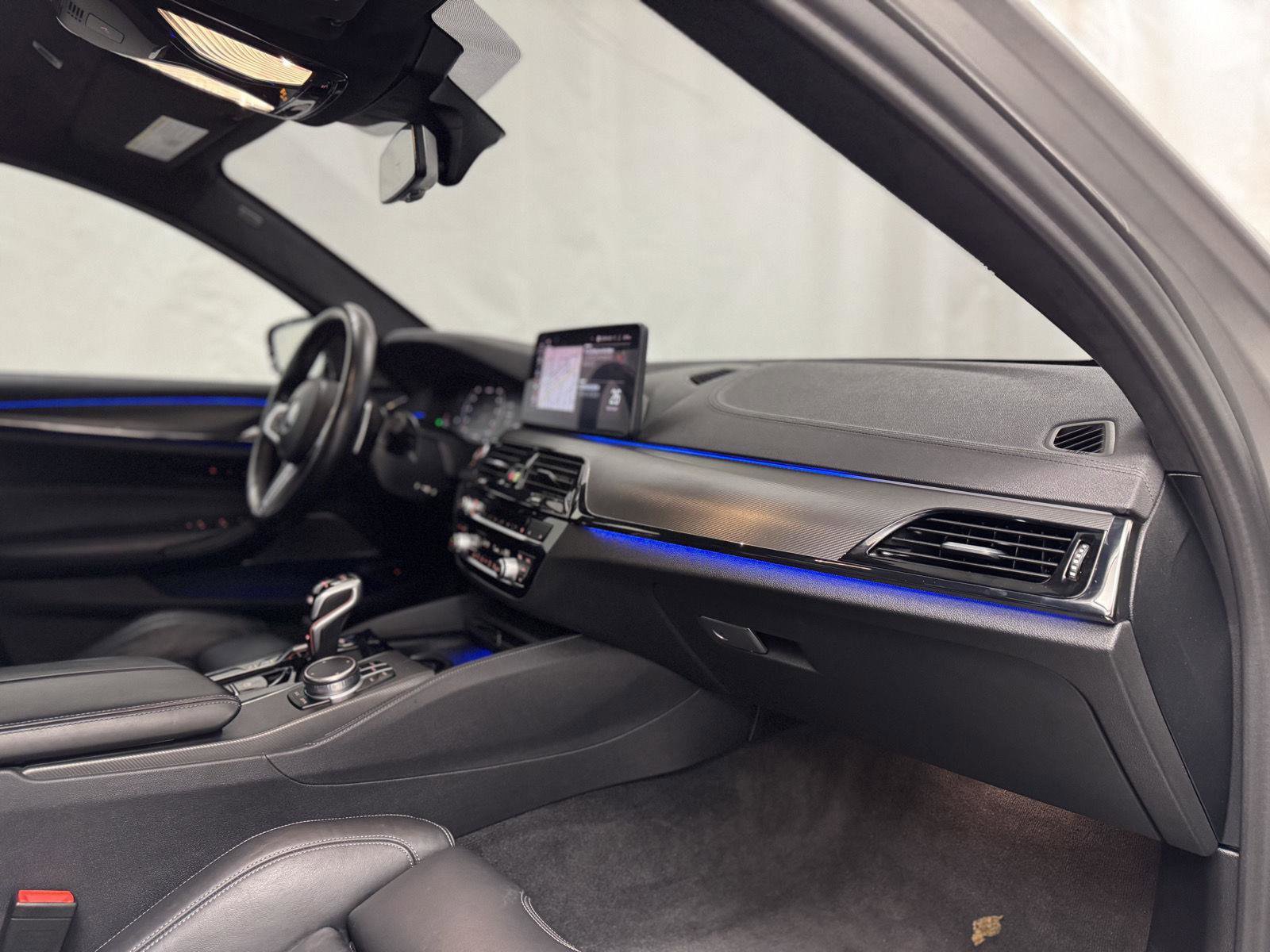 Used 2021 BMW M5 image 38