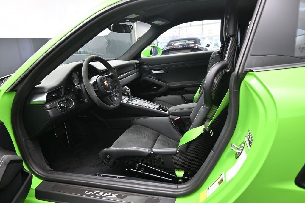 Certified 2019 Porsche 911 GT3 RS RWD image 4