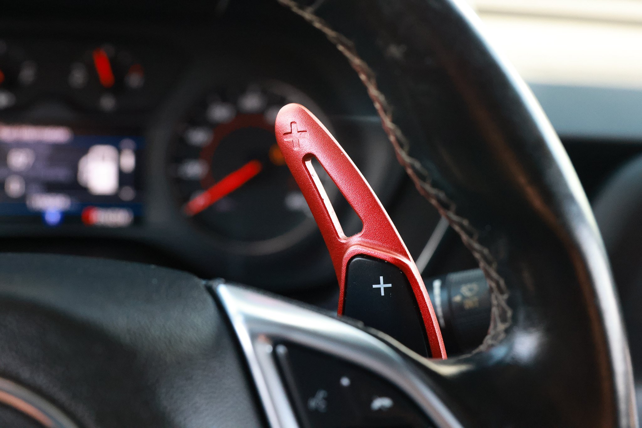 Used 2019 Chevrolet Camaro LT RWD image 32
