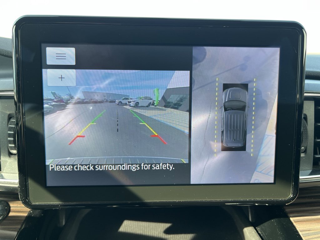 Used 2022 Ford Explorer Limited w/ Equipment Group 301A image 14