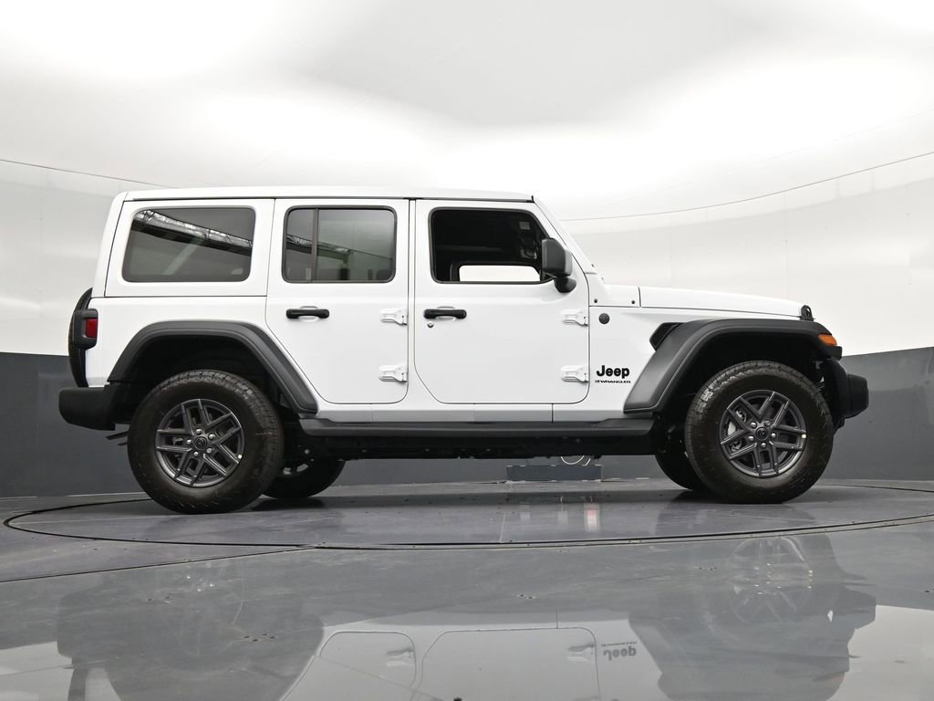 Used 2026 Jeep Wrangler Unlimited Sport AWD/4WD image 30