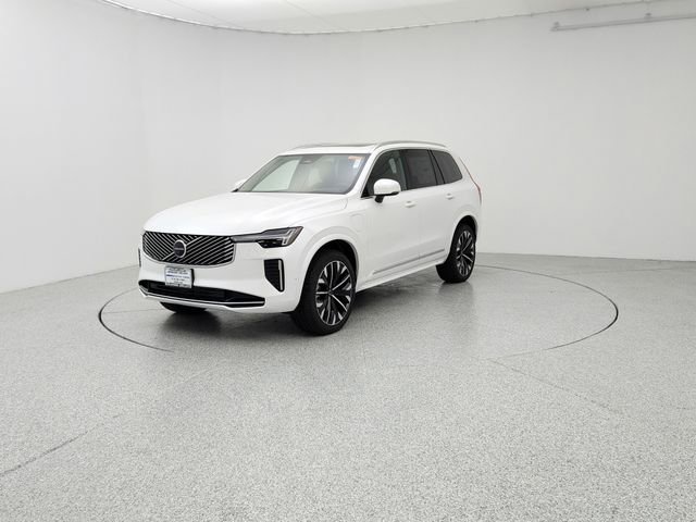 New 2025 Volvo XC90 T8 Ultra w/ Protection Package Premier