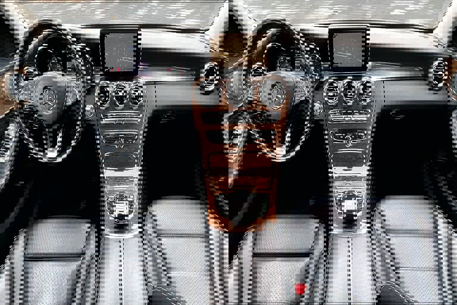 Used 2015 Mercedes-Benz C 300 4MATIC Sedan image 15