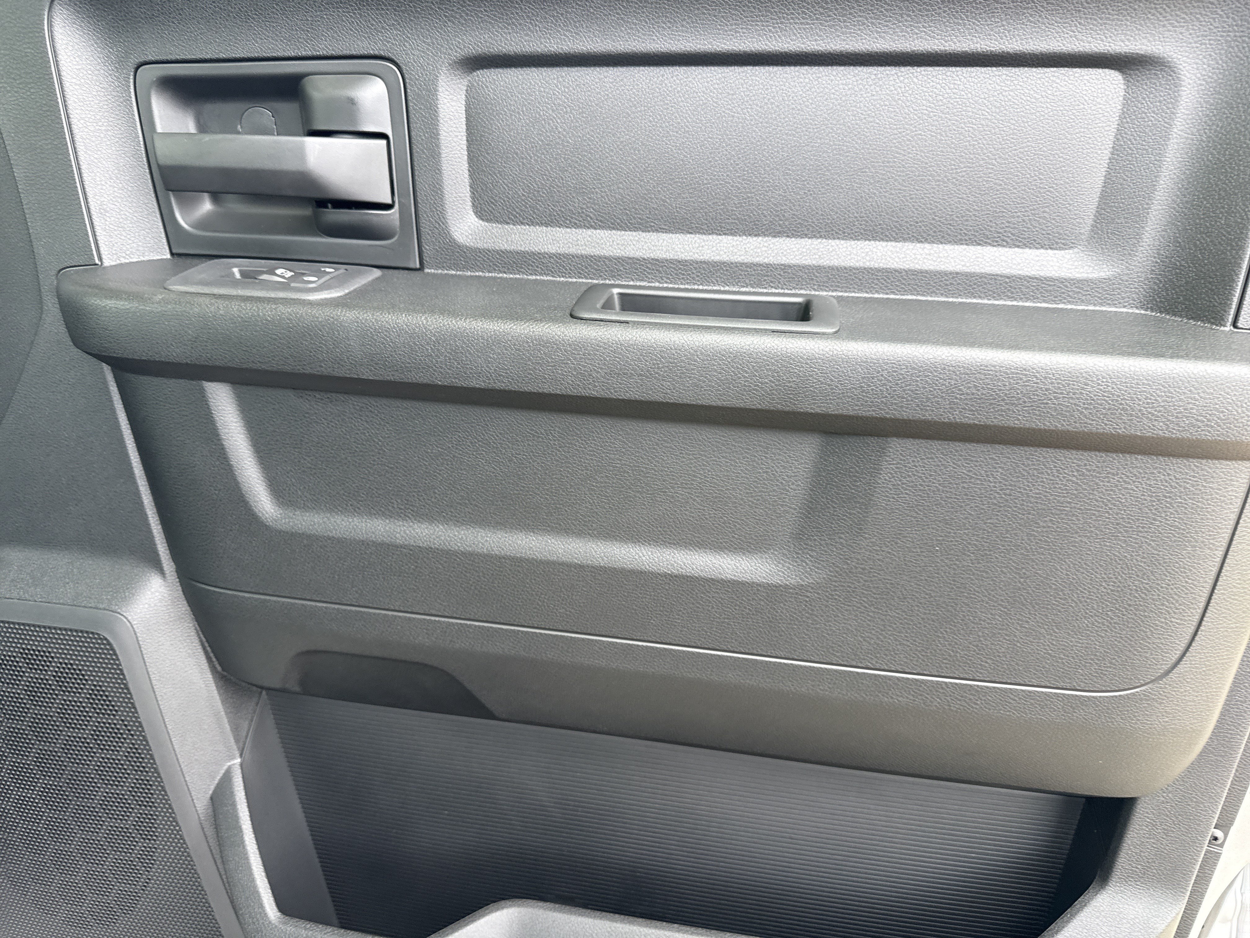 New 2026 RAM 3500 Tradesman AWD/4WD image 16