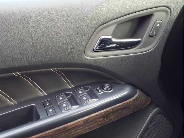 Certified 2022 GMC Canyon Denali w/ Denali Black Edition Package image 15