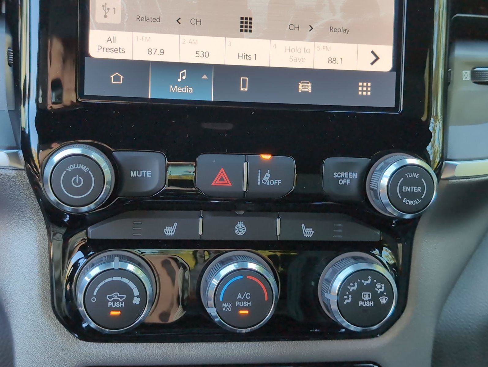 New 2026 RAM 1500 Big Horn AWD/4WD image 16