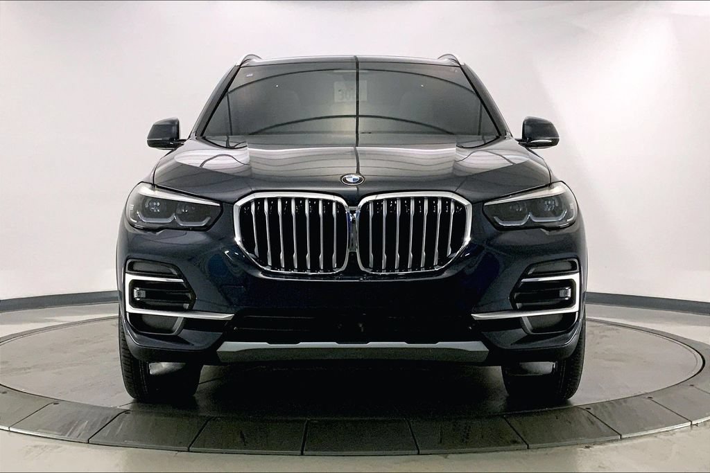 Used 2022 BMW X5 xDrive40i AWD/4WD image 2