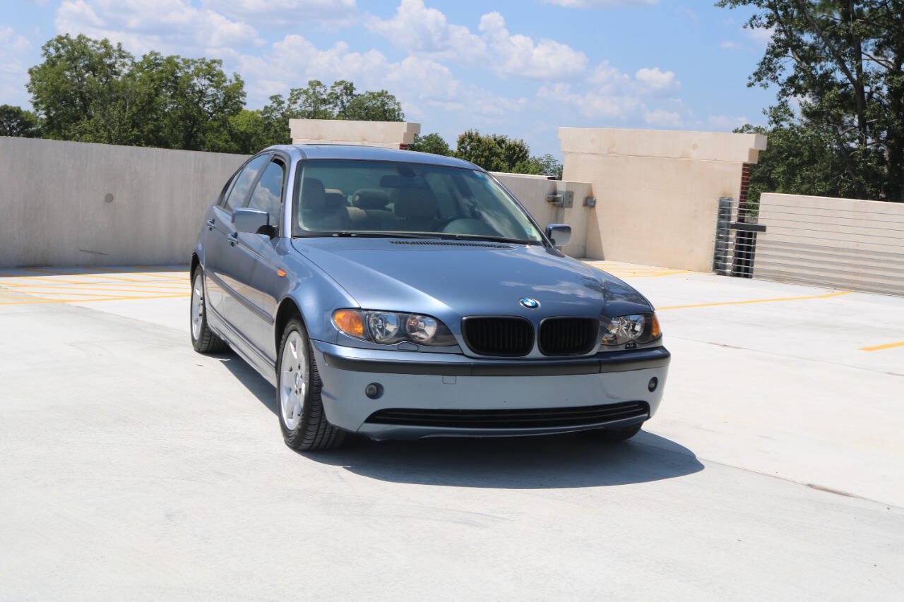 Used 2004 BMW 325xi Sedan AWD/4WD image 10