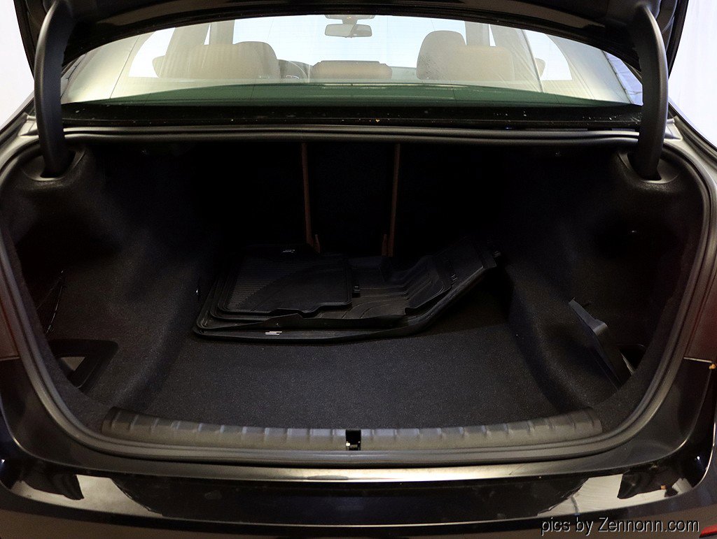 Certified 2023 BMW 530i xDrive w/ Premium Package image 28