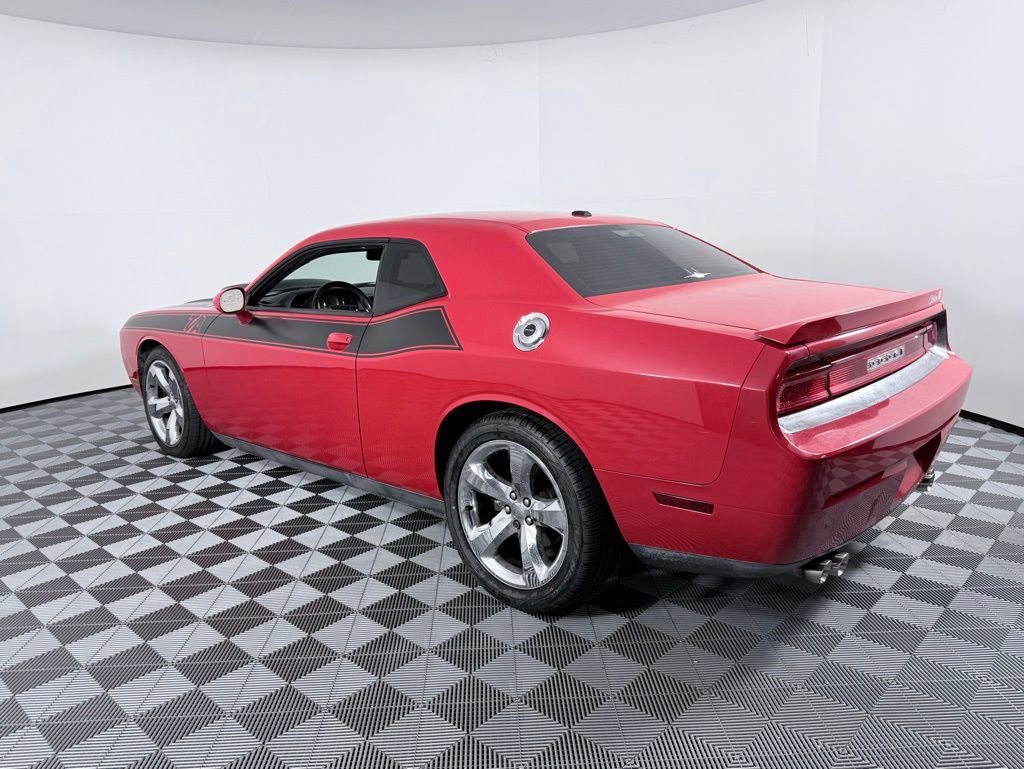 Used 2014 Dodge Challenger R/T image 5