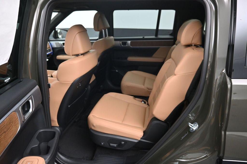 New 2026 Hyundai Santa Fe Calligraphy AWD/4WD image 10