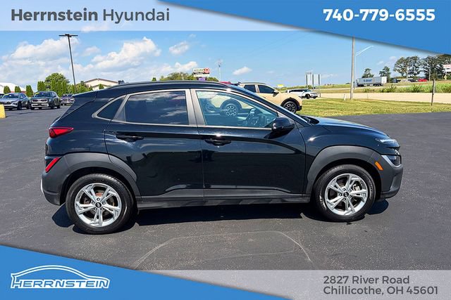 Used 2023 Hyundai Kona SEL AWD/4WD image 16