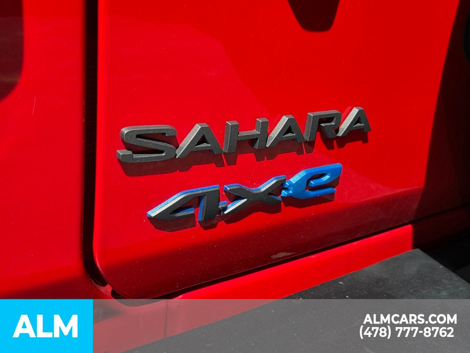 Used 2025 Jeep Wrangler Unlimited Sahara image 10