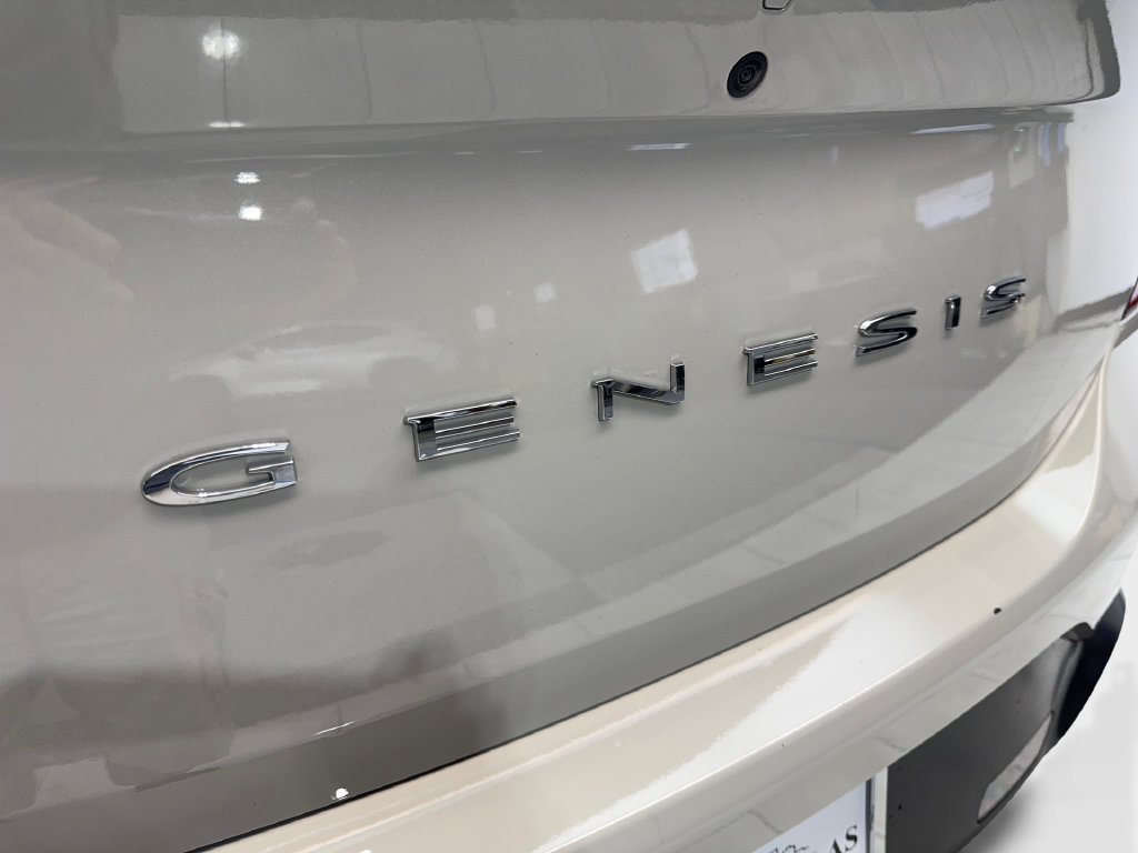 Used 2026 Genesis G70 2.5T RWD image 23