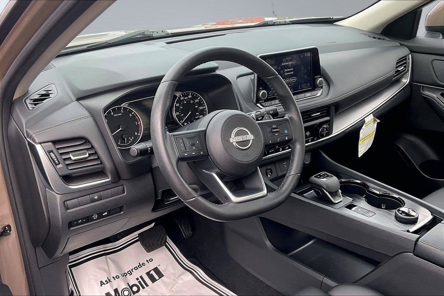 Certified 2024 Nissan Rogue SV w/ SV Premium Package AWD/4WD image 15
