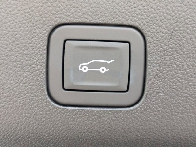 New 2026 Chevrolet Suburban High Country image 38