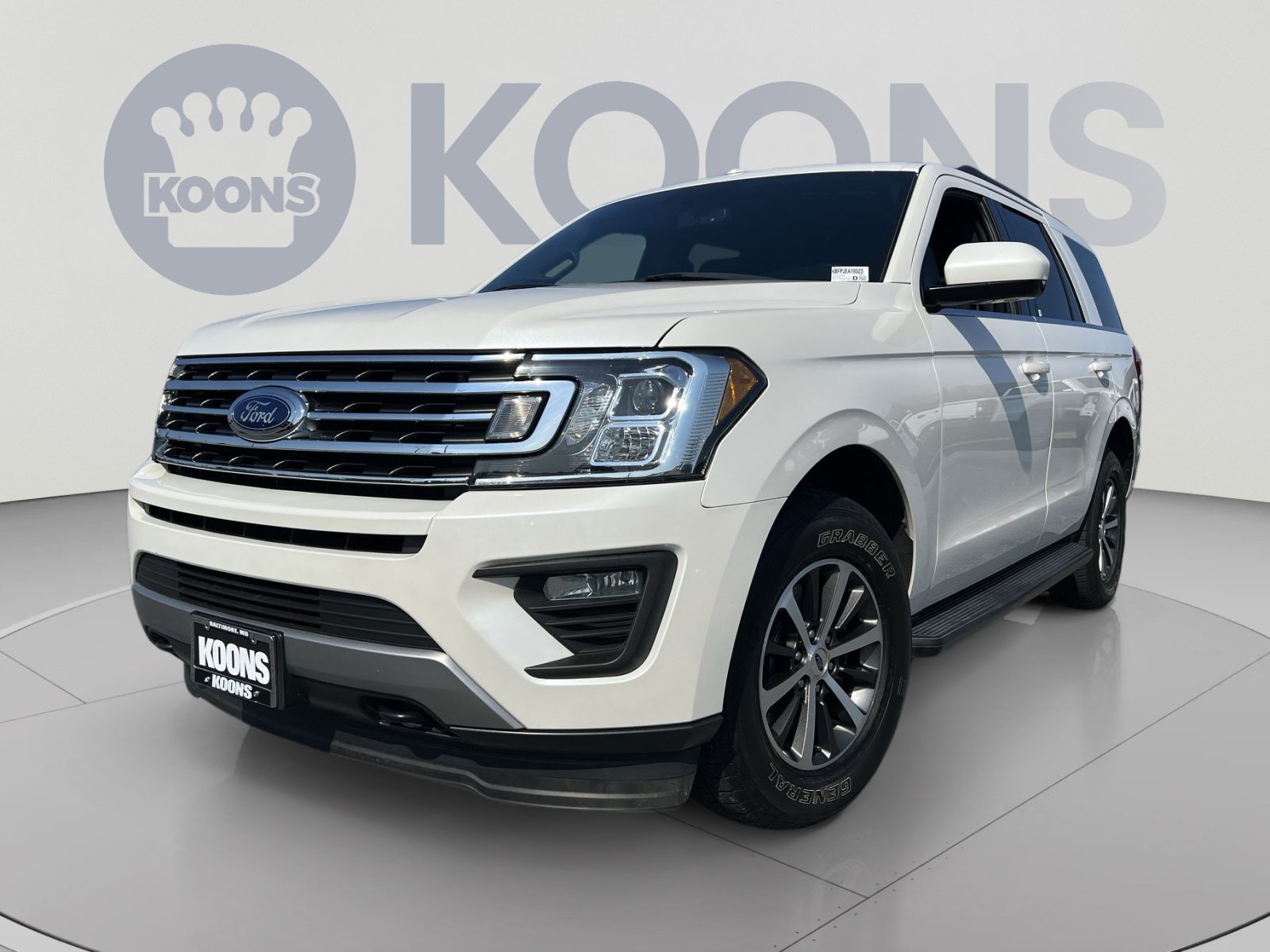 Used 2018 Ford Expedition XLT w/ Cargo Package AWD/4WD image 1
