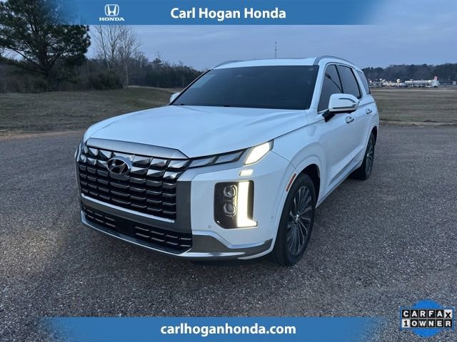 Used 2024 Hyundai Palisade Calligraphy image 1