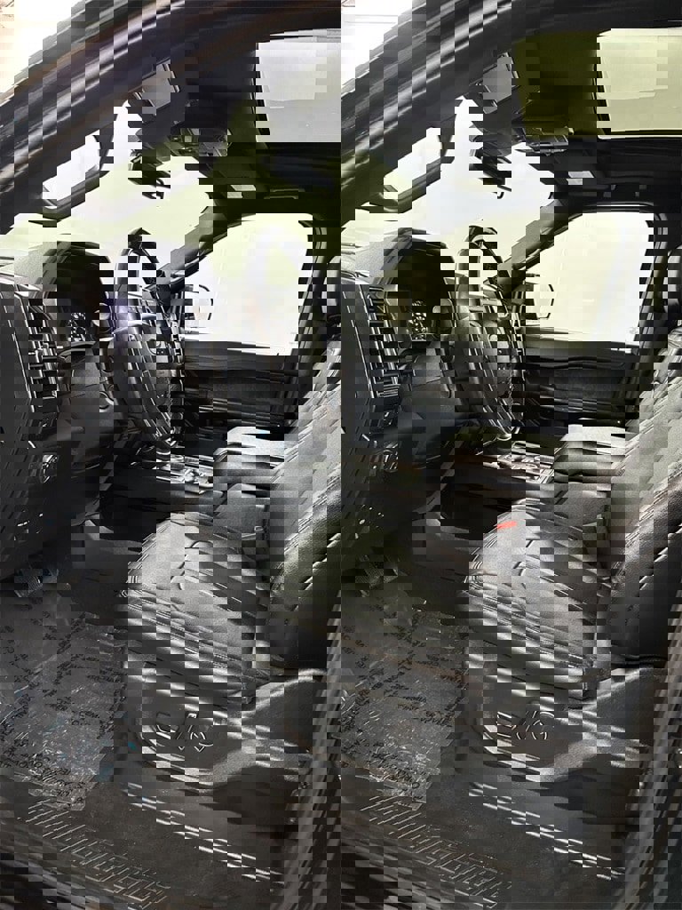 Used 2020 Ford Expedition Max Limited w/ Equipment Group 301A image 10