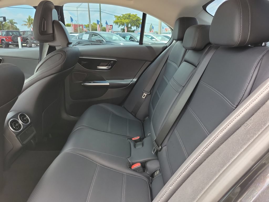 Used 2022 Mercedes-Benz C 300 Sedan image 17