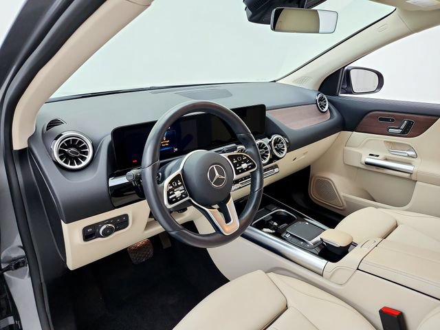 Used 2023 Mercedes-Benz GLA 250 4MATIC image 16